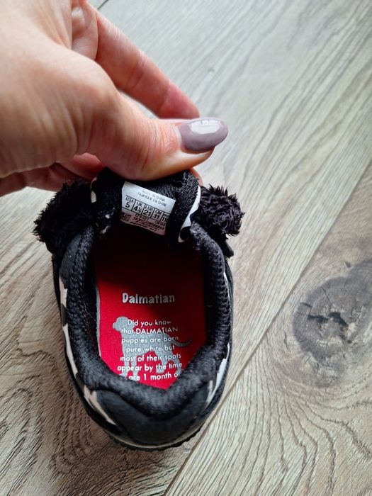 Buty sportowe dziewczęce czarne Reebok rozmiar 21