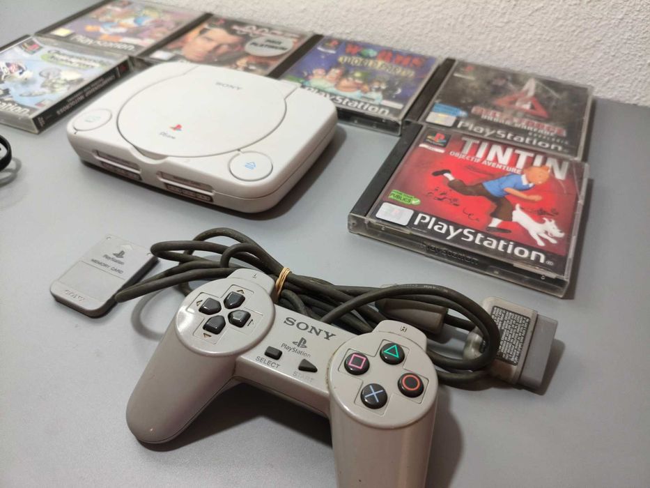 Playstation 1 - PSone + Jogos