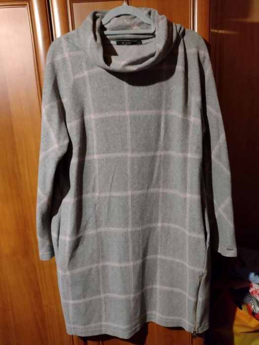 Ciepła nowa sukienka Monnari