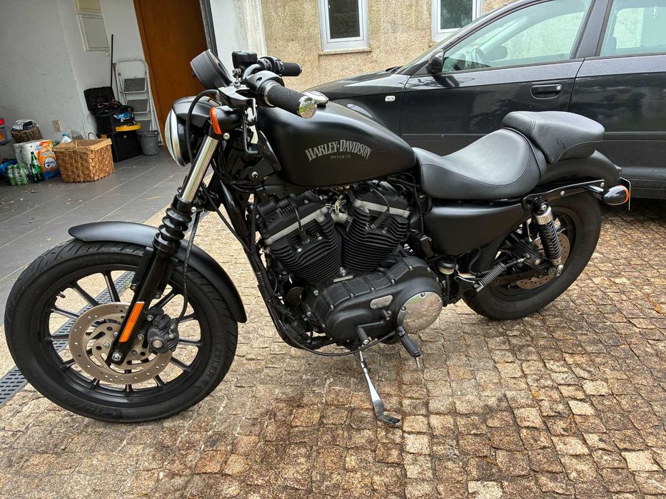 HARLEY IRON 883 2012 • 8.431 Km • Extras • Estado impecável