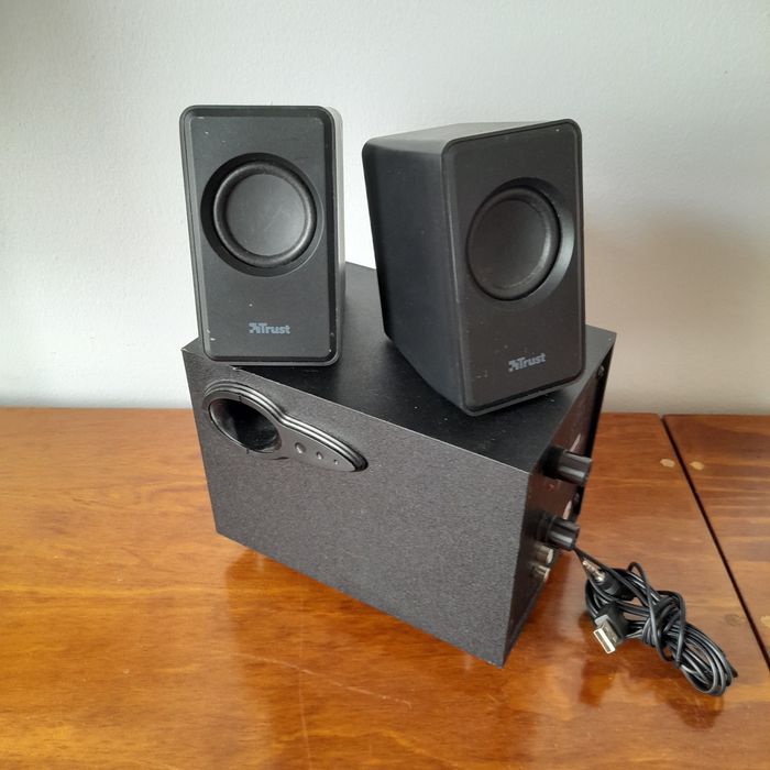 Computer speaker columns with subwoofer64738566958081121