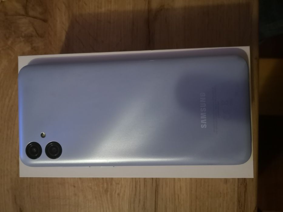 Samsung galaxy S4e, Android 14.