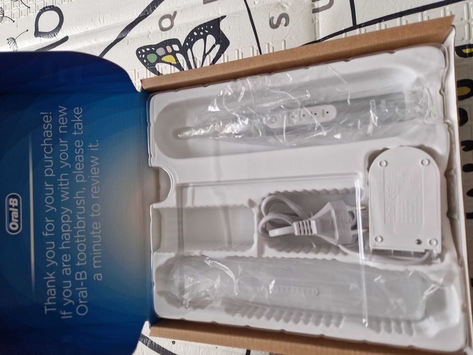 Szczoteczka soniczna Oral-B Pulsonic Slim Luxe