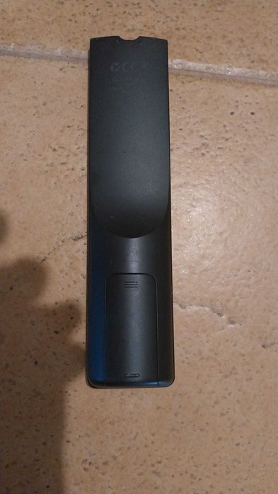 Telewizor 22 cale z pilotem