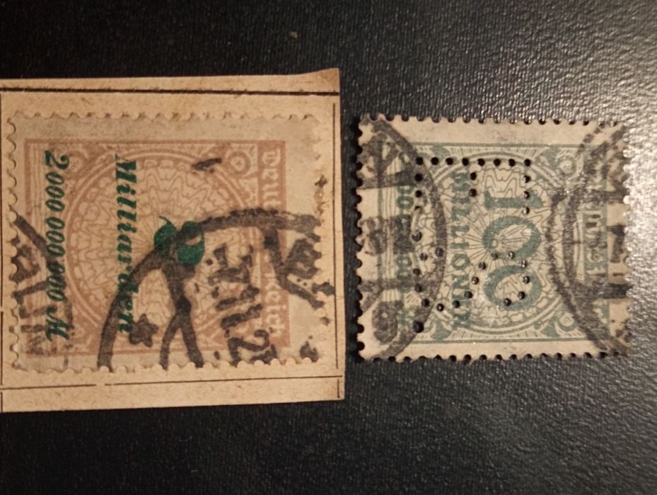 2 selos de inflação 100 milhoes e 2 Bilhões MarK - 1923 -  Alemanha