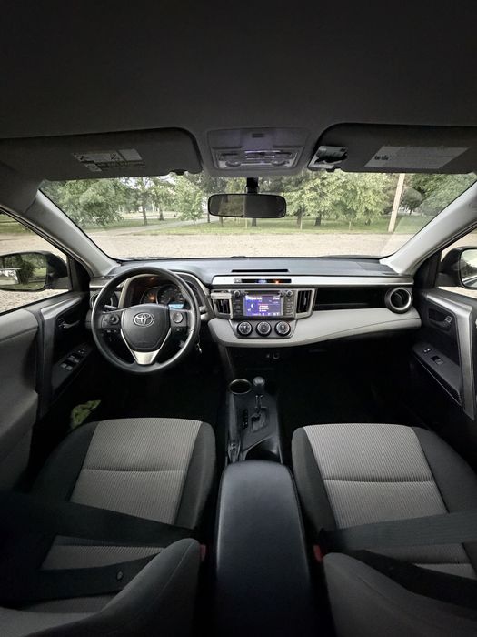 Toyota RAV 4 2013 2.5 автомат газ/бензин