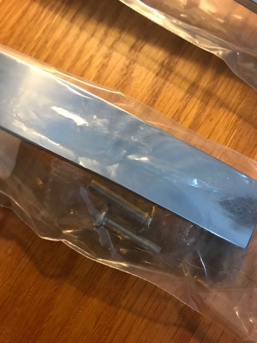 Vendo 4 Puxadores Novos