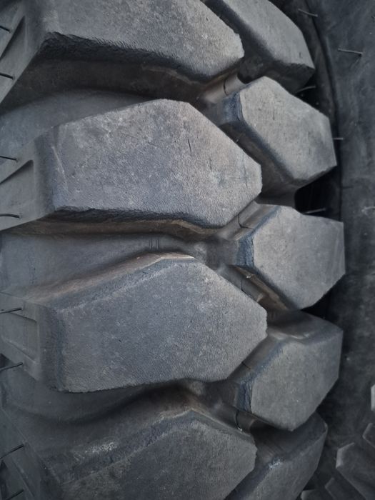 Oponya 9.00-20 POWER LOADER TIRON  + dętka