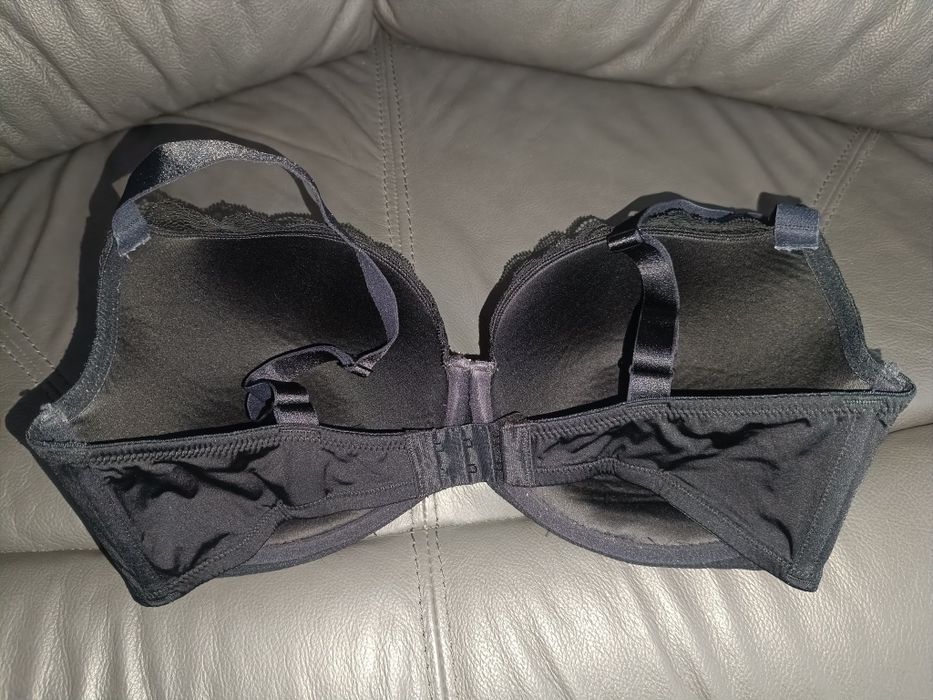 Biustonosz Lindex 80 F