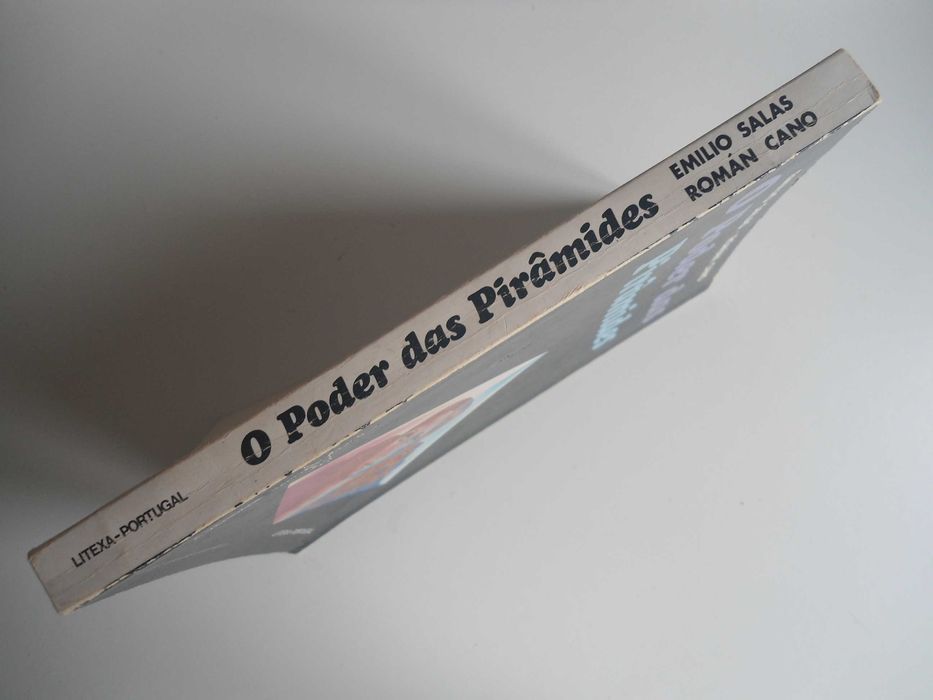 O Poder das Pirâmides por Emílio Salas e Roman Cano