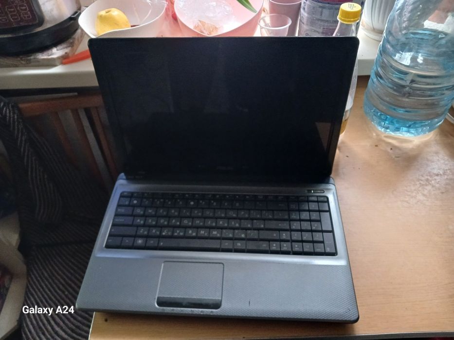 Продам ноутбук asus A52J