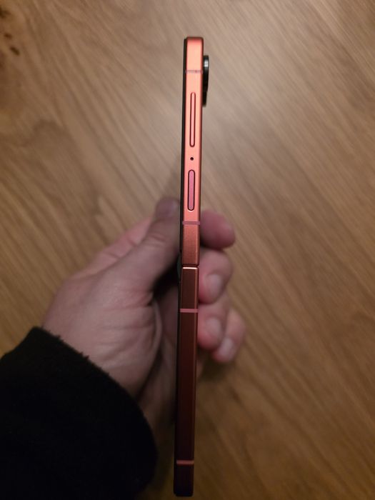 Samsung Z Flip7 512GB como Novo