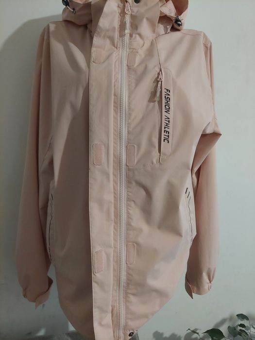 Куртка,вітровка жіноча 50-52р