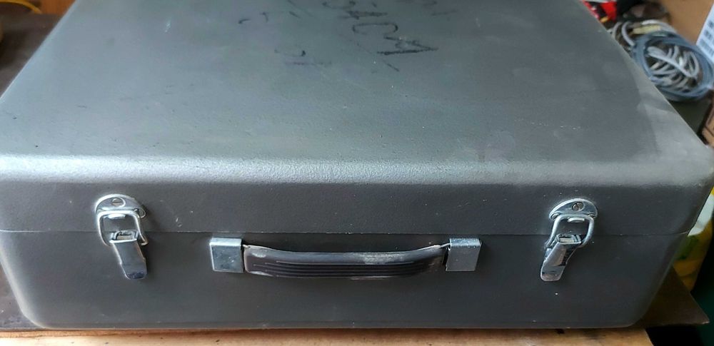 Przyrząd pomiarowy typu R334