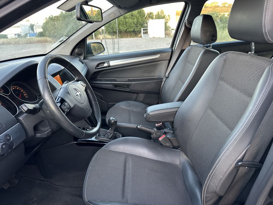 Opel Astra 1.7. CDTI 125CV Cosmo