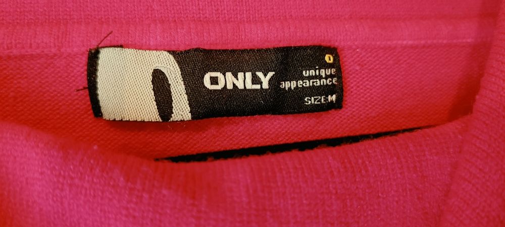 Sweter róż neonka M
