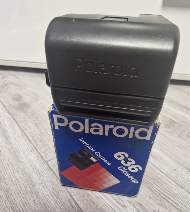 Продам фотоапарат Polaroid closeup 636