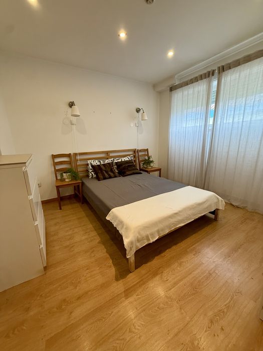 Quarto - Arrenda -se