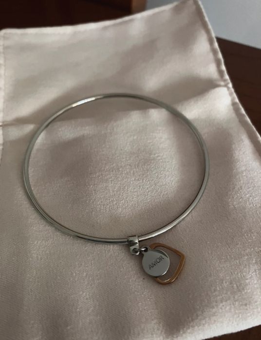 pulseira ONE coracao dourado e medalha prata