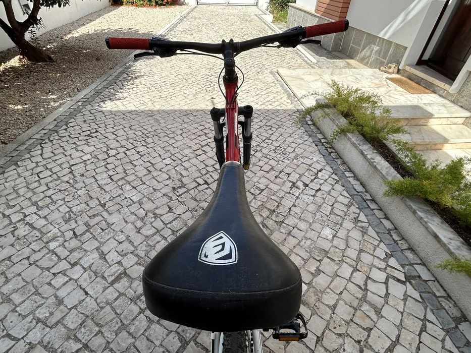 Bicicleta BTT Full Suspension - BERG