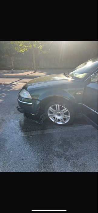 Vendo Vw Passat Acidentada