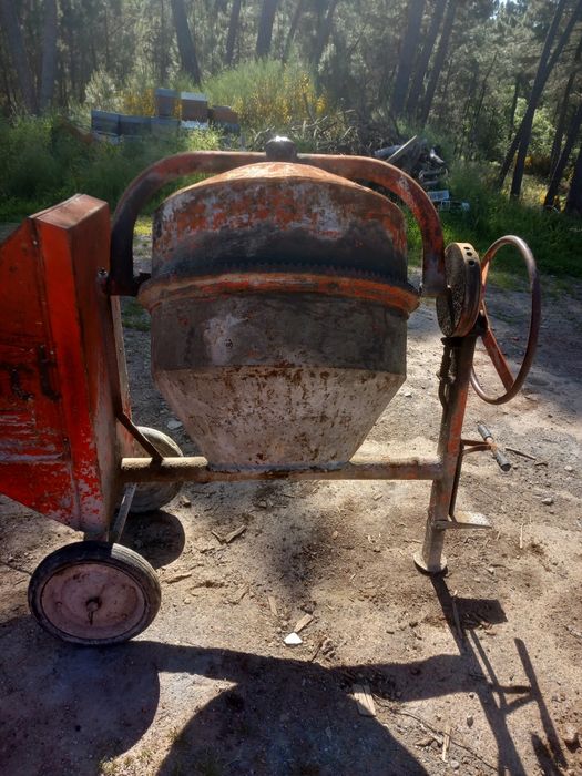 Betoneira 250 litros