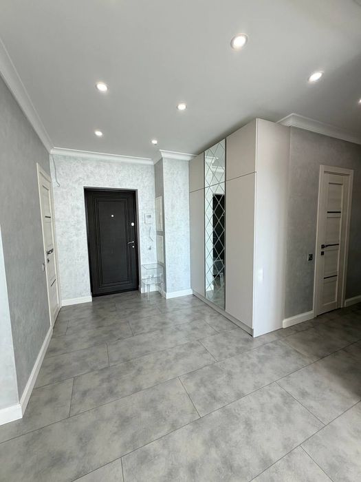 Продаж 2-кімнатної квартири 78 м вул. Липківського, 37-Б ЖК Династія Безнал