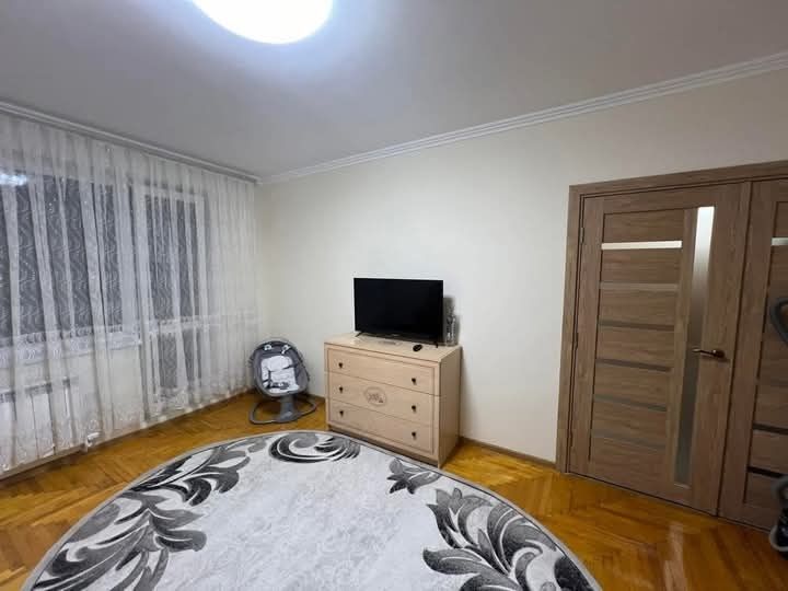 Продається 2 кімнатна квартира