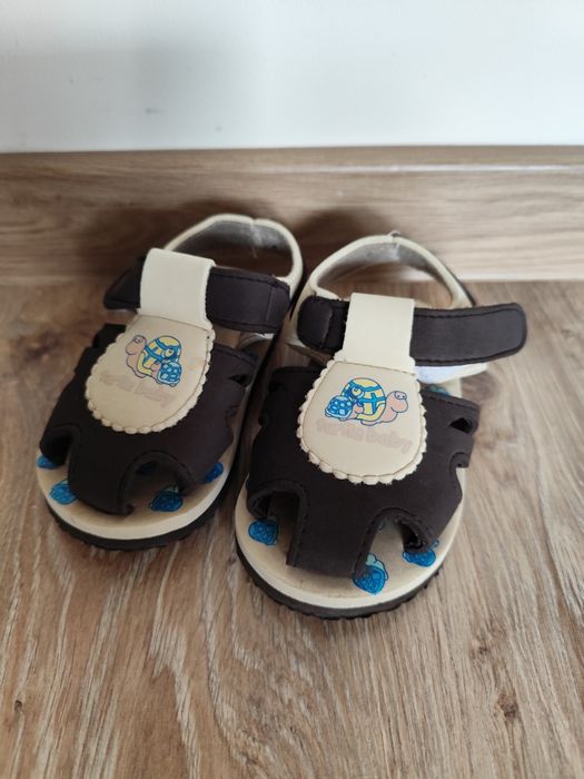 Sandały chłopięce