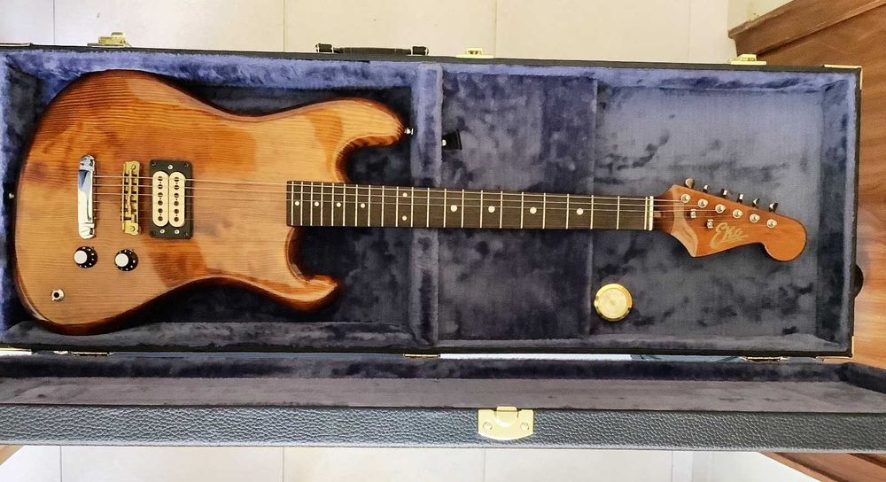 Guitarra italiana EKO