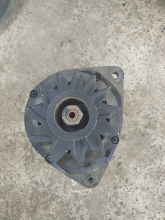 Генератор Audi 100 C4 A6 C4 2.6 v6 бензин Ауді 100 А6