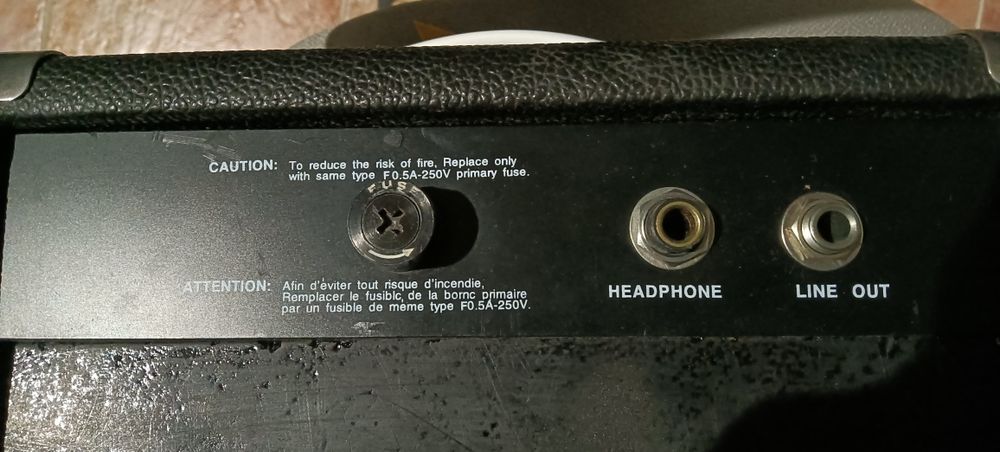 Amplificador  by Fender