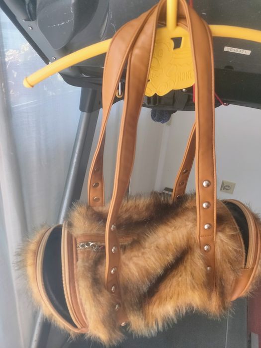 Sapatilhas puma vermelho e branco são NOVOS