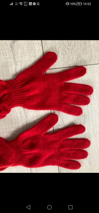 Zestaw dodatków zimowych czapka i rękawiczki nowe