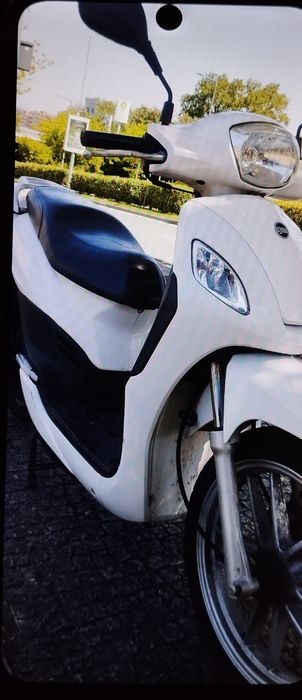 Moto sym 125 cc Em bom estado.