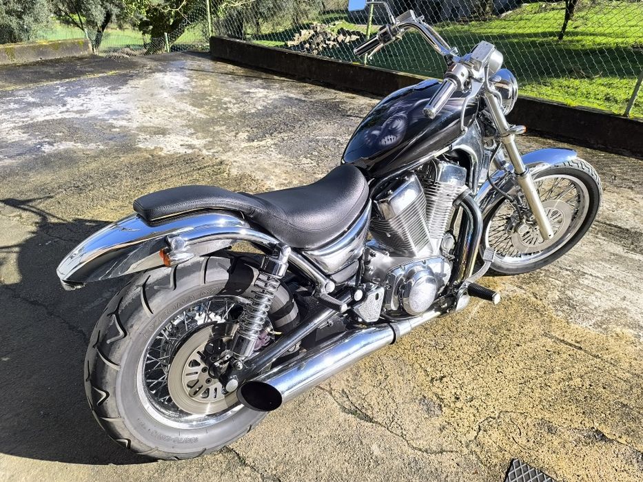 Mota choper   de garagem