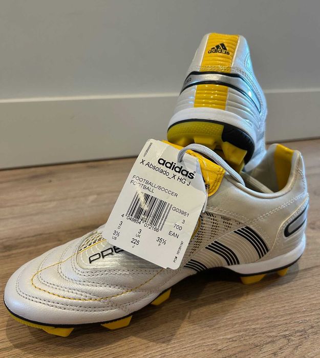 Adidas, korki X Predator Junior EUR 35 1/2  (21,5cm)