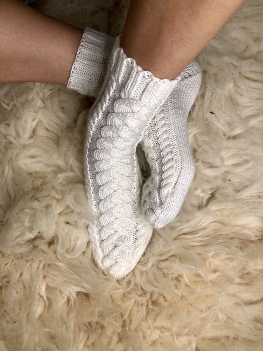 Носки вʼязані жіночі ажурні