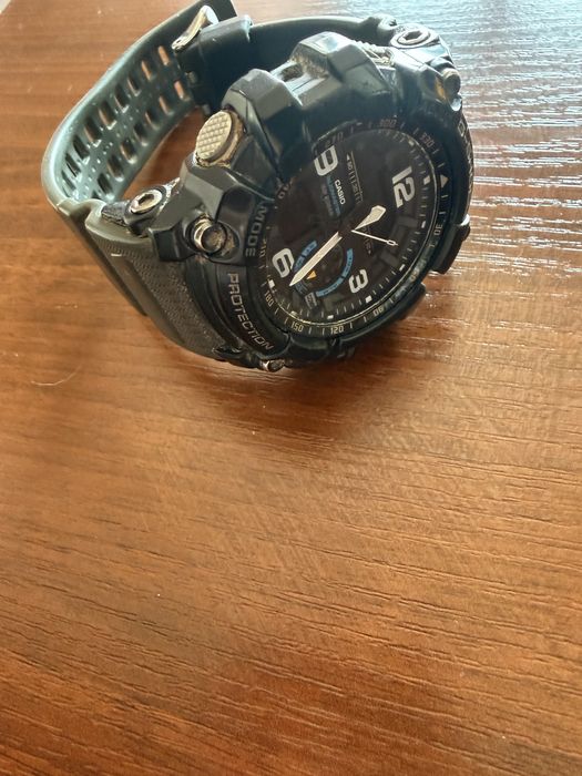 Продам годинник Casio G-Shock GG -1000
