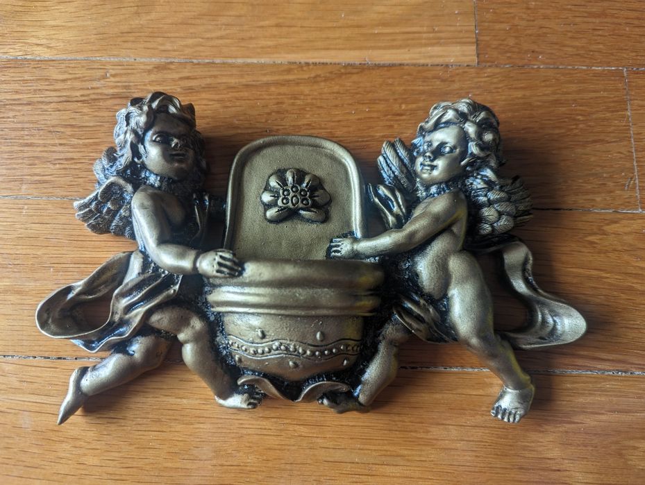 Anjos dourados decoração parede