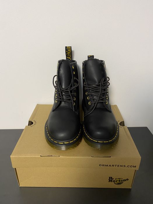 Продам чоботи Dr.martens