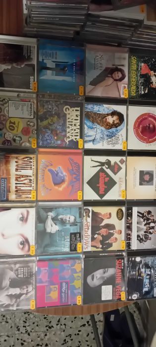 Música em CD Best Of ou Greatest Hits Internacionais Letra S.