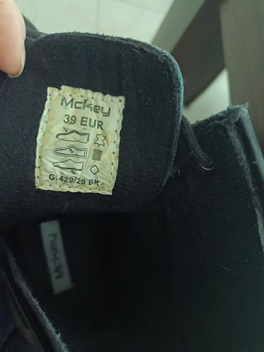 Glany na zimę skórzane damskie Mckey roz 39