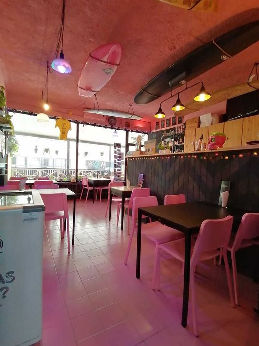 Café snack bar para trespasse na Costa de Caparica