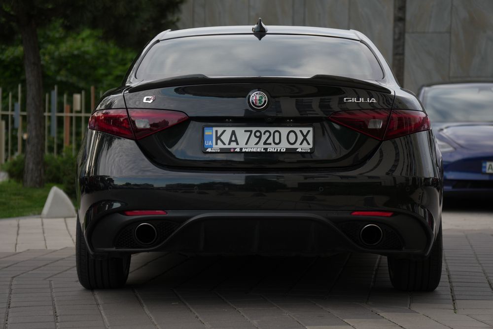 Alfa Romeo Giulia 2017 VIN ZARFAEEN6J7563965 фото оголошення 6 з 24