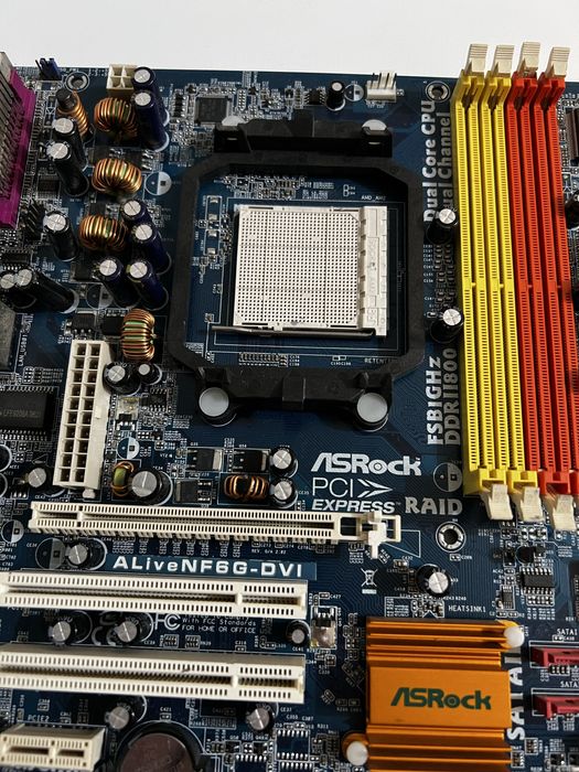 Материнська плата ASRock ALiveNF6G-DVI