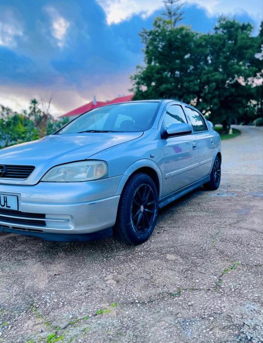 Opel astra turbo diesel 1.7 2002 ( negociável) Leia a descrição