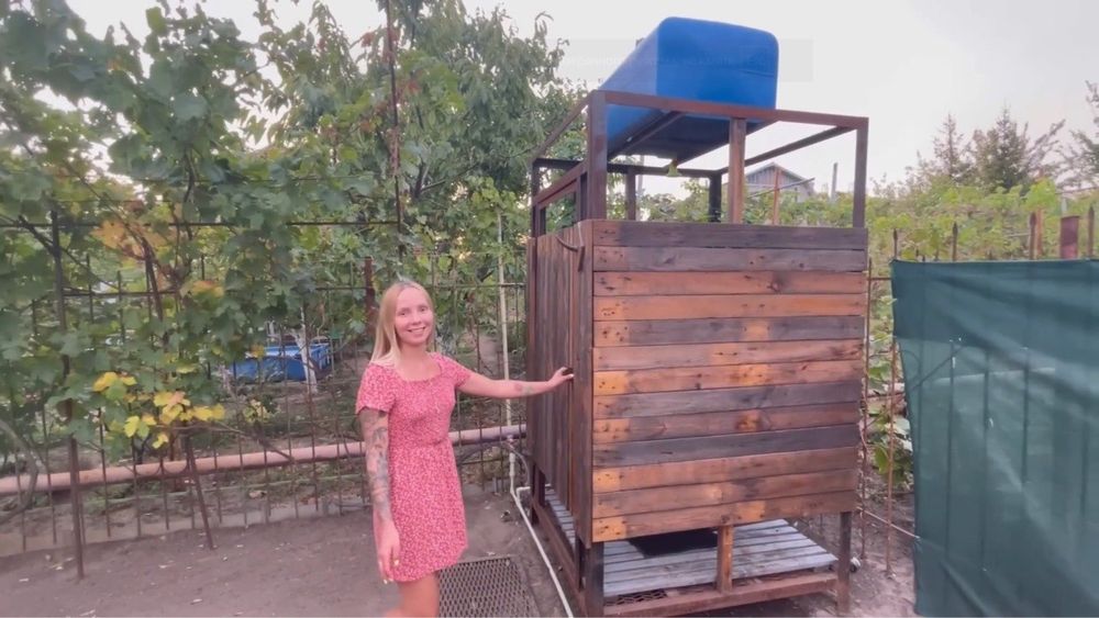 Дача поруч з річкою та лісом, з ремонтом
