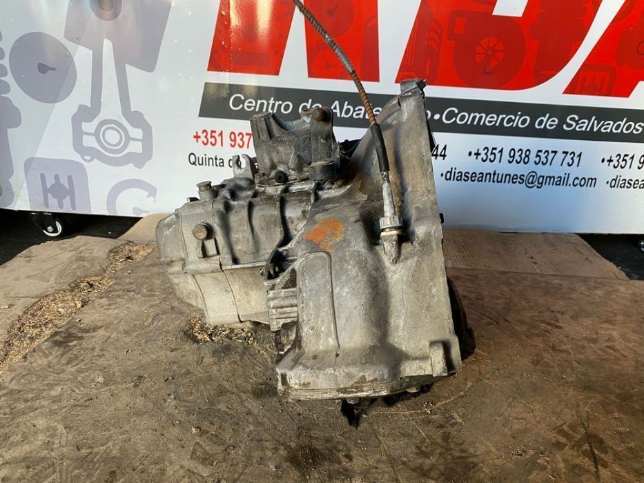 CV147CaixaDeVelocidadesOpelCorsaB1.4IDe1997Ref:F13C374