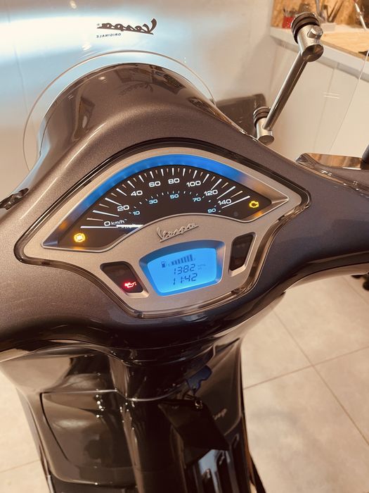 Vespa primavera touring 125